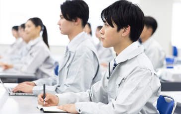 製造業における<br />
採用力強化施策について